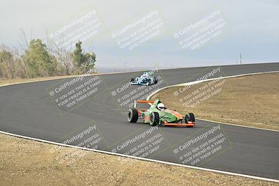 media/Jan-26-2025-CalClub SCCA (Sun) [[cfcea7df88]]/Group 2/Race/